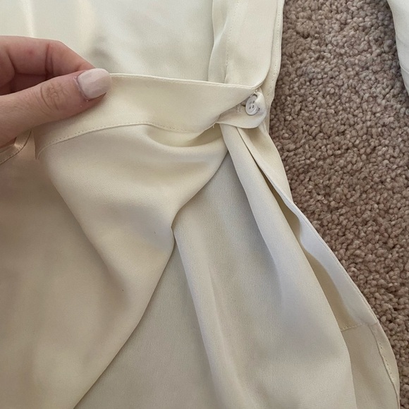 Helmut Lang- Ivory Silk V Neck Longsleeve Blouse - Picture 5 of 5